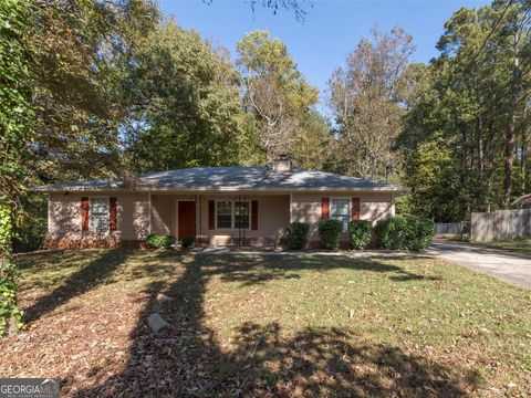 586 Ridge AVE SW Mableton GA 30126