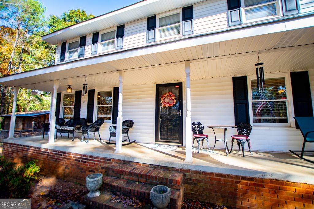 Photo of 4049 Roy Court, Douglasville, GA 30135 (MLS # 10710287)