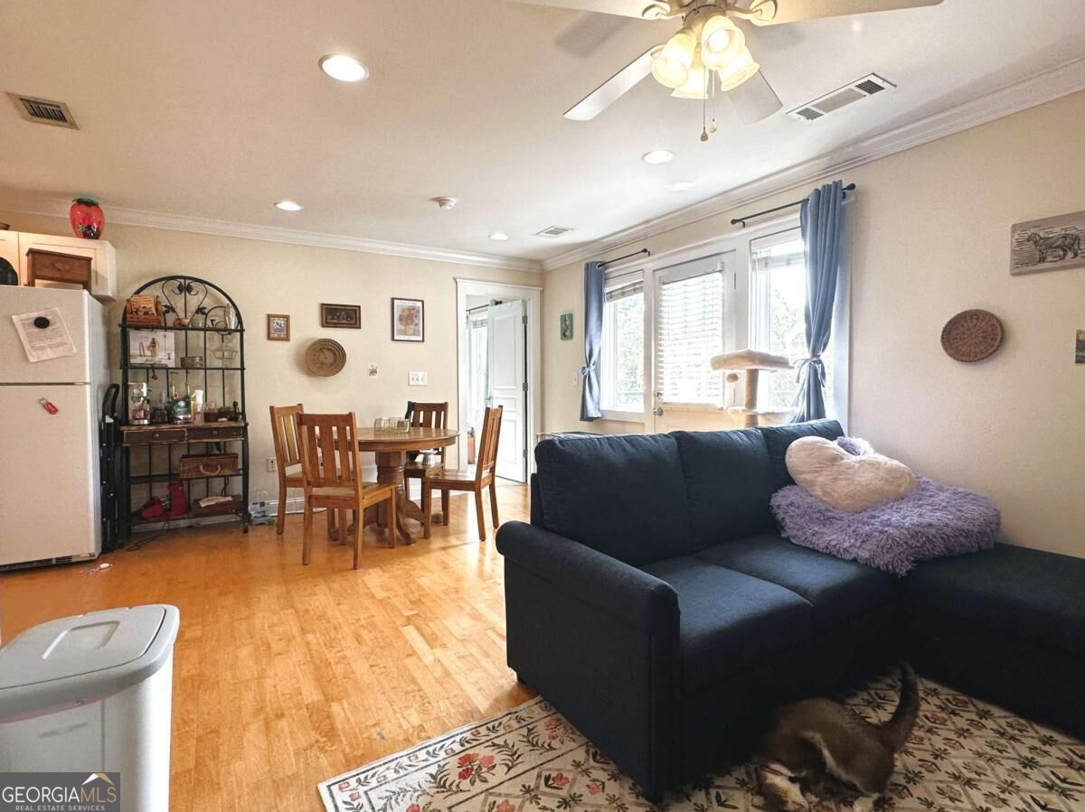 490 Barnett Shoals RD 610