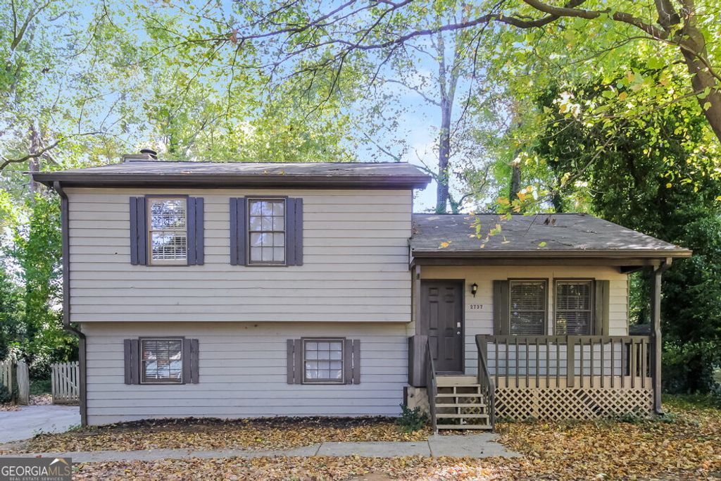 Photo of 2737 Pine Mountain Circle NW, Kennesaw, GA 30152 (MLS # 10697589)