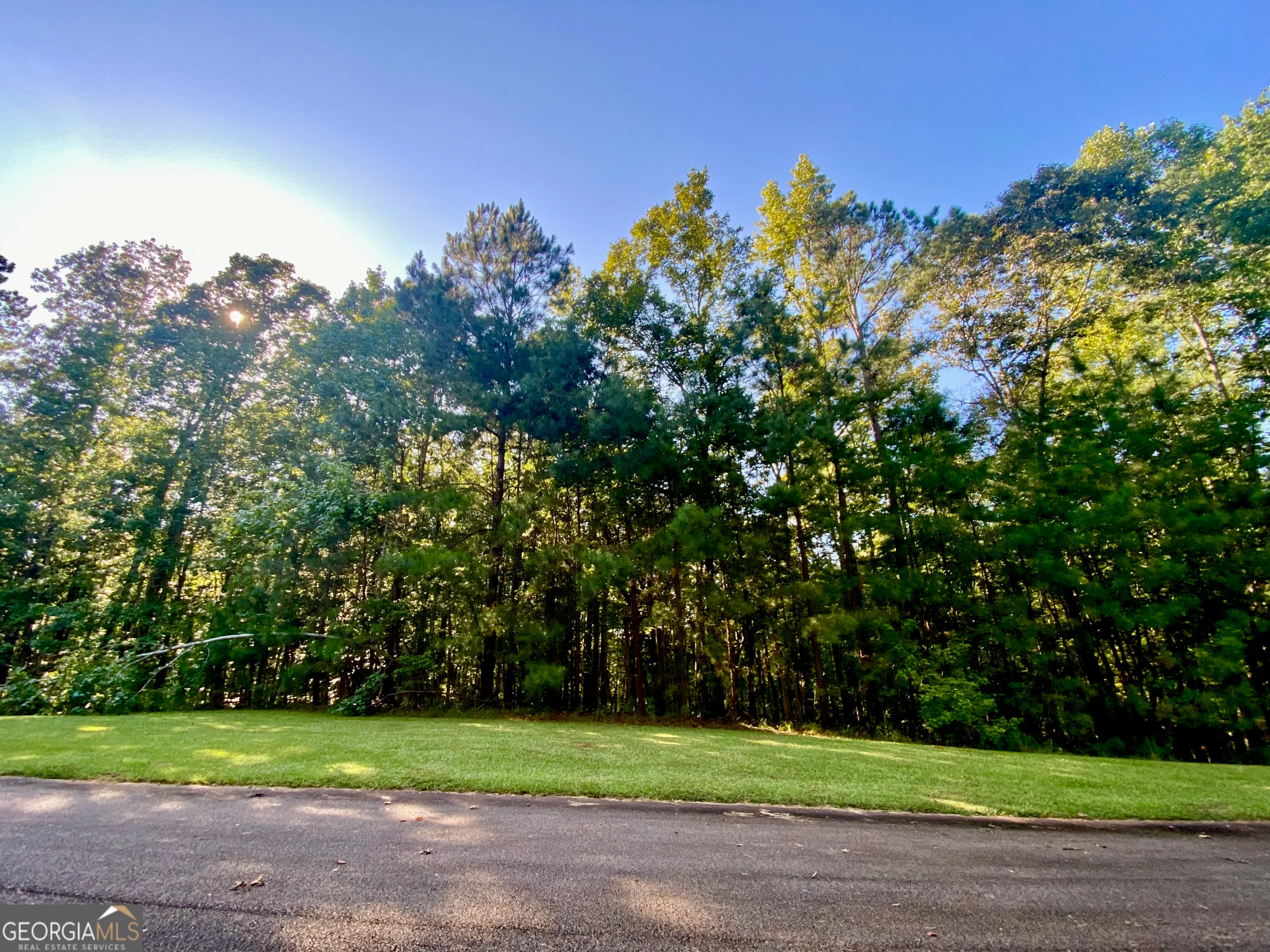1206 The Reserve