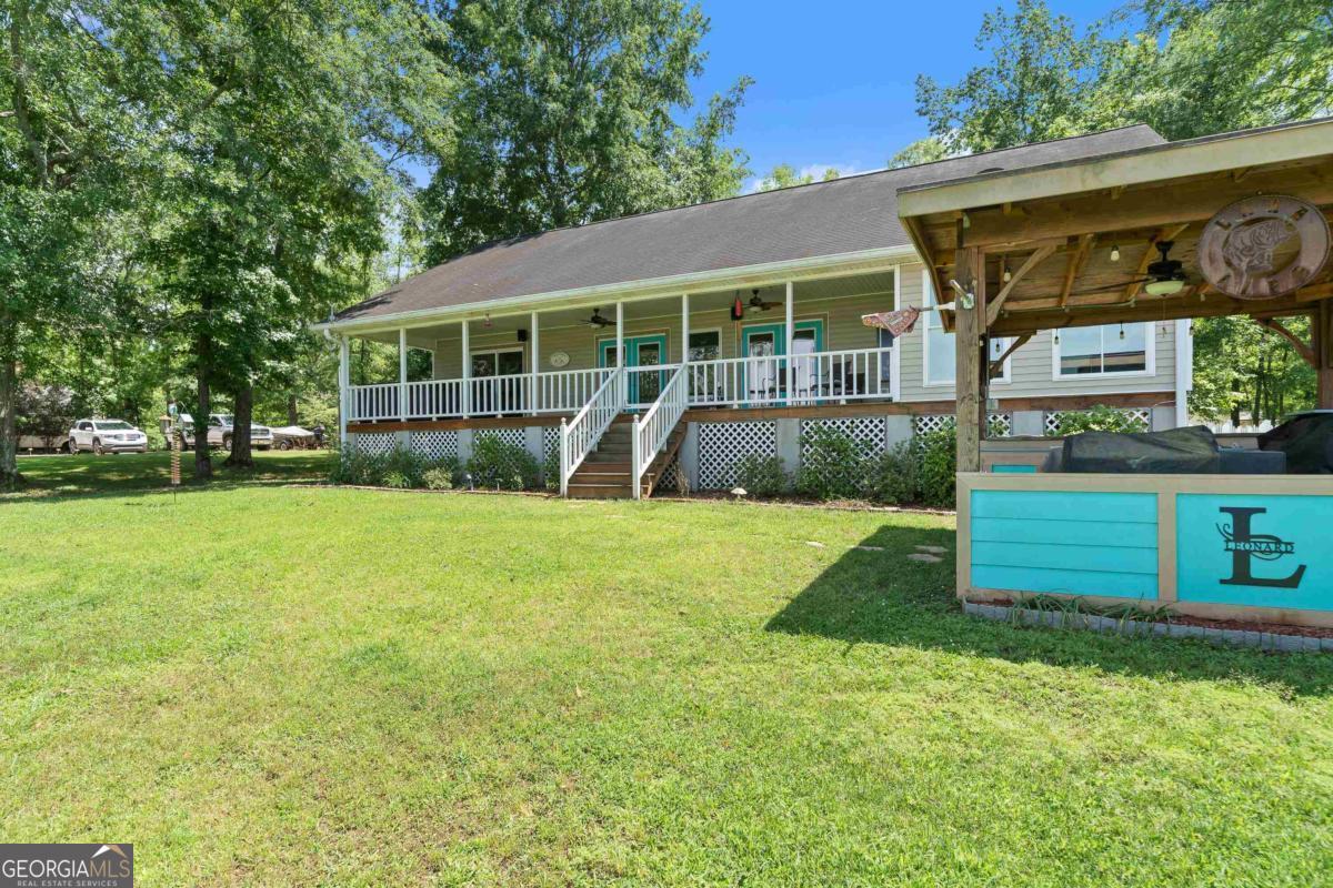 106 Hickory CT