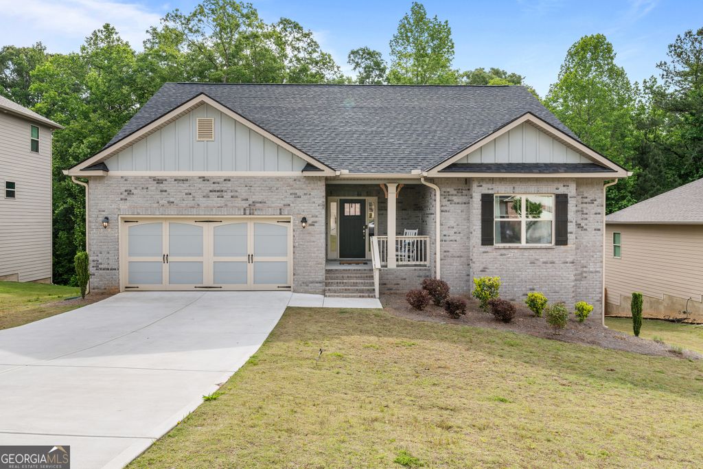 Photo of 631 Saddle Chase Drive, Bremen, GA 30110 (MLS # 10763609)