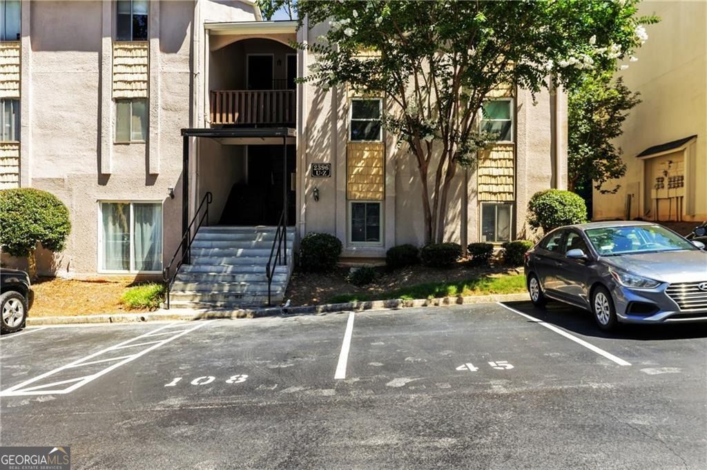 Photo of 2396 Lawrenceville Highway #V, Decatur, GA 30033 (MLS # 10691671)