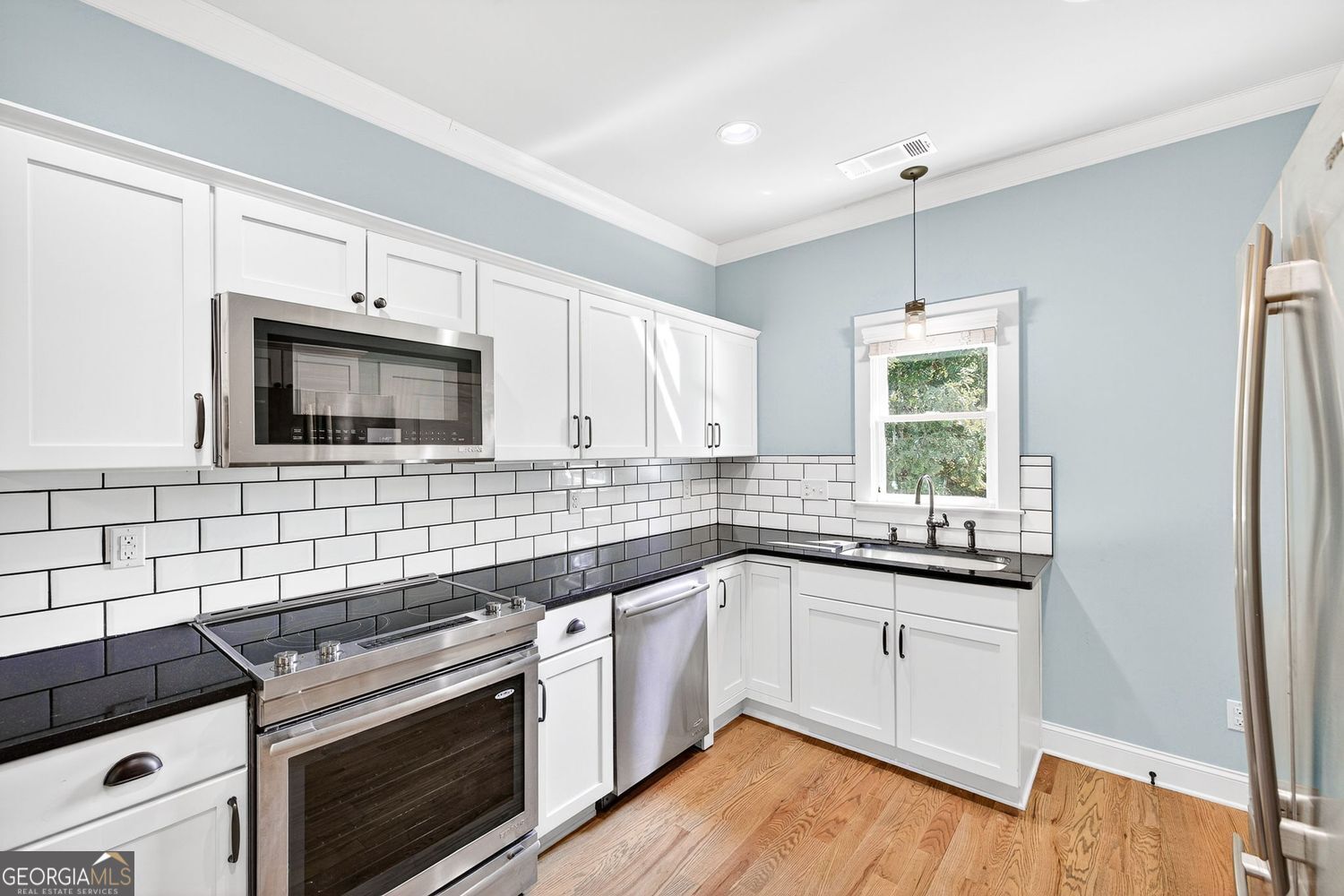 Brookhaven, Georgia 30319, United States, 5 Bedrooms Bedrooms, ,5 BathroomsBathrooms,Residential,Active,215929