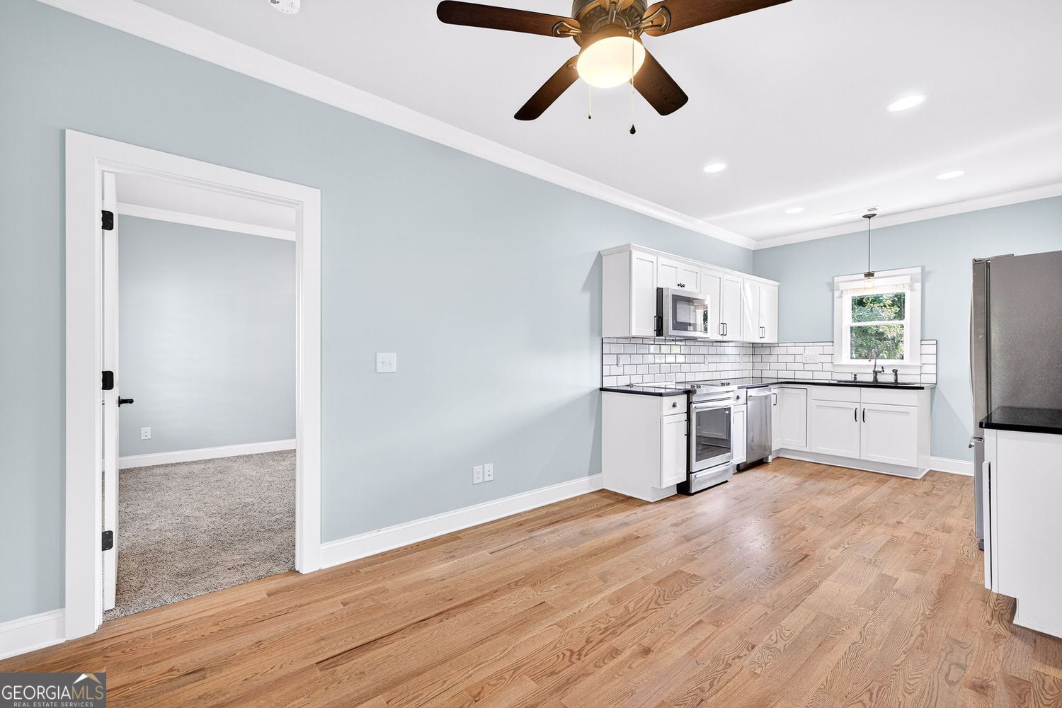 Brookhaven, Georgia 30319, United States, 5 Bedrooms Bedrooms, ,5 BathroomsBathrooms,Residential,Active,215929