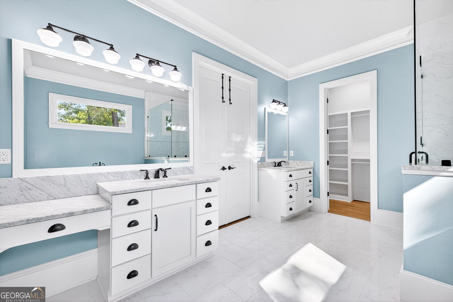 Brookhaven, Georgia 30319, United States, 5 Bedrooms Bedrooms, ,5 BathroomsBathrooms,Residential,Active,215929