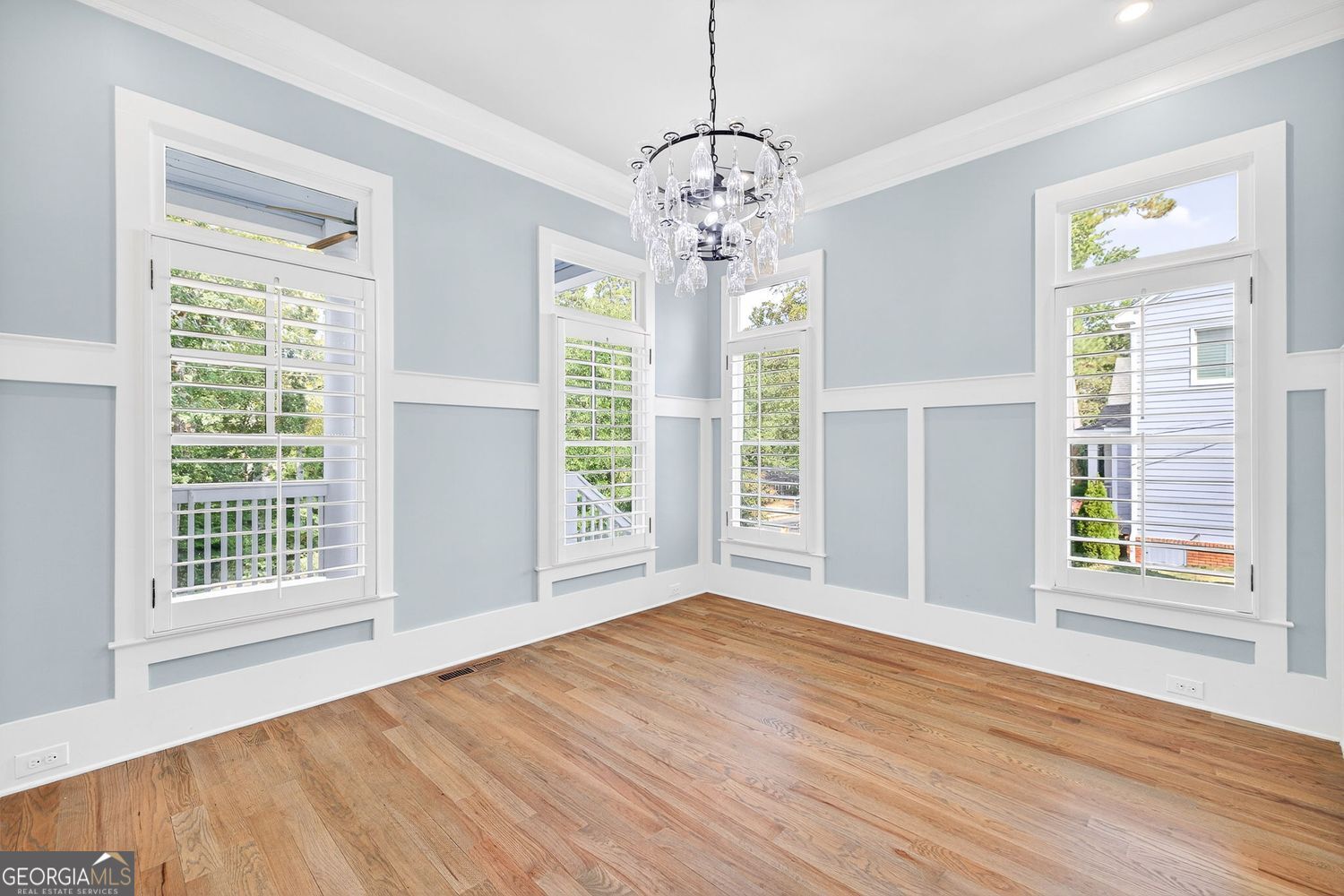 Brookhaven, Georgia 30319, United States, 5 Bedrooms Bedrooms, ,5 BathroomsBathrooms,Residential,Active,215929