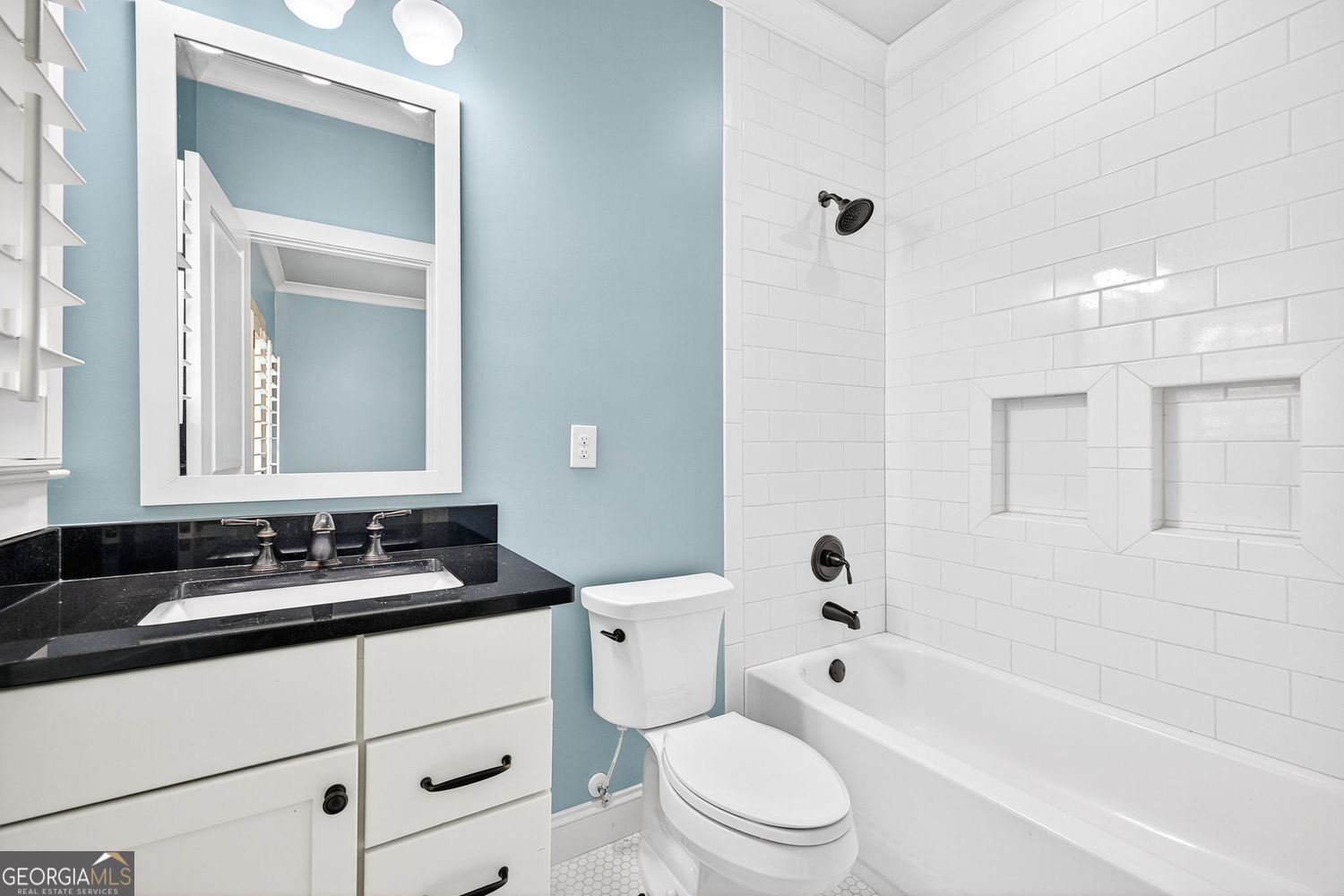 Brookhaven, Georgia 30319, United States, 5 Bedrooms Bedrooms, ,5 BathroomsBathrooms,Residential,Active,215929