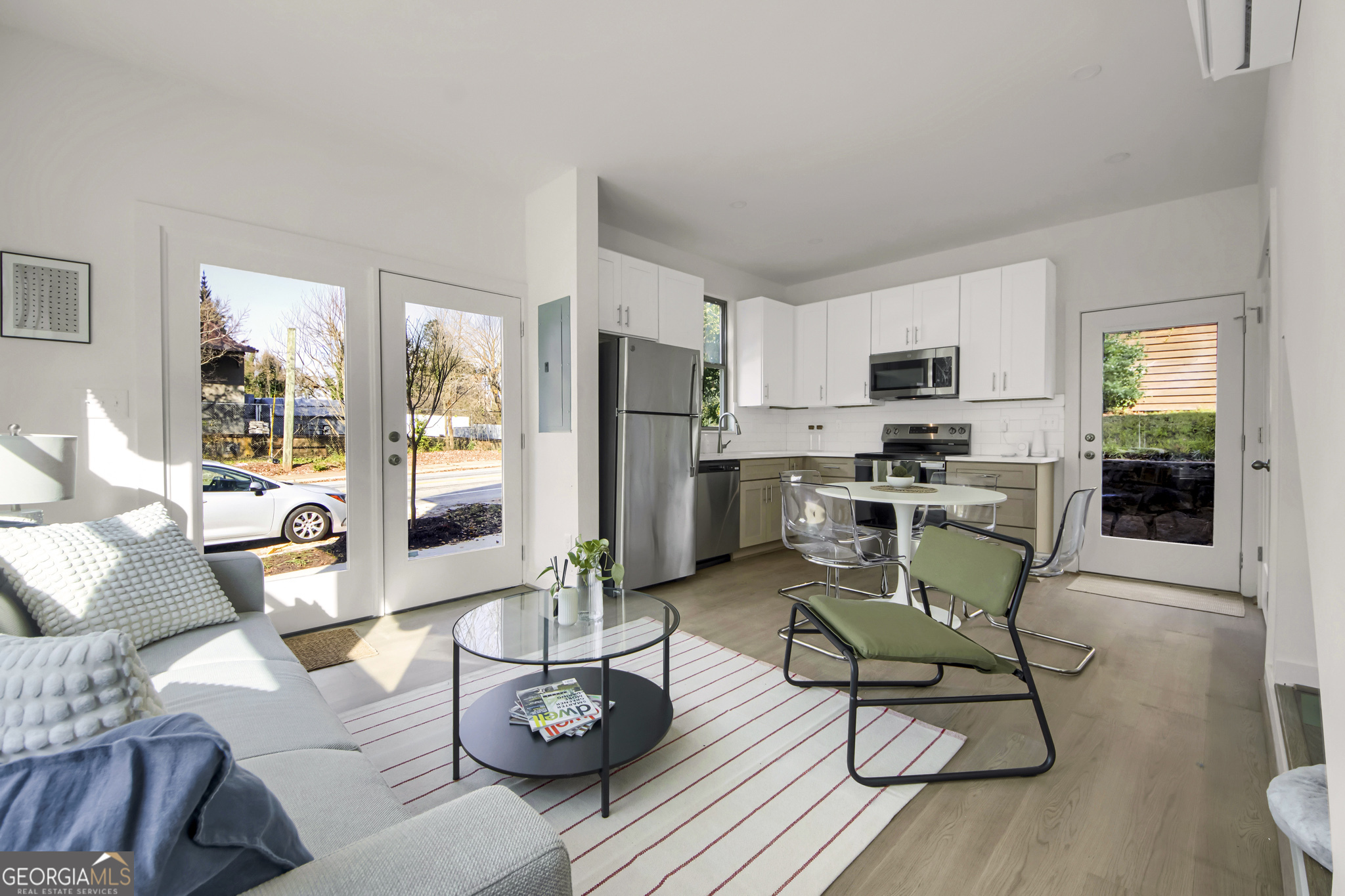 1070 Dill AVE SW 202