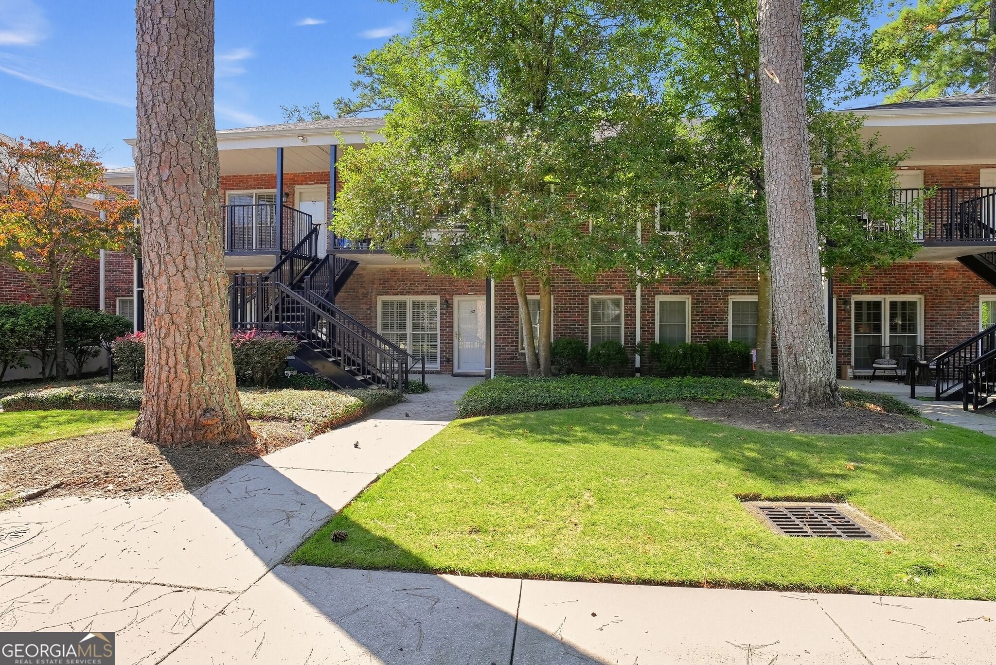 3675 Peachtree RD NE APT 53