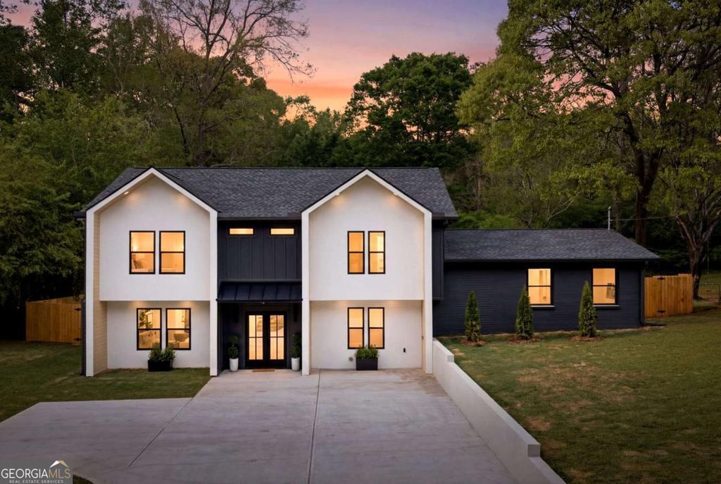 Photo of 245 Doeskin Trail SE, Smyrna, GA 30082 (MLS # 10729048)