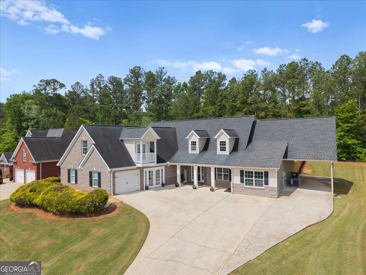 635 Shoals Trail