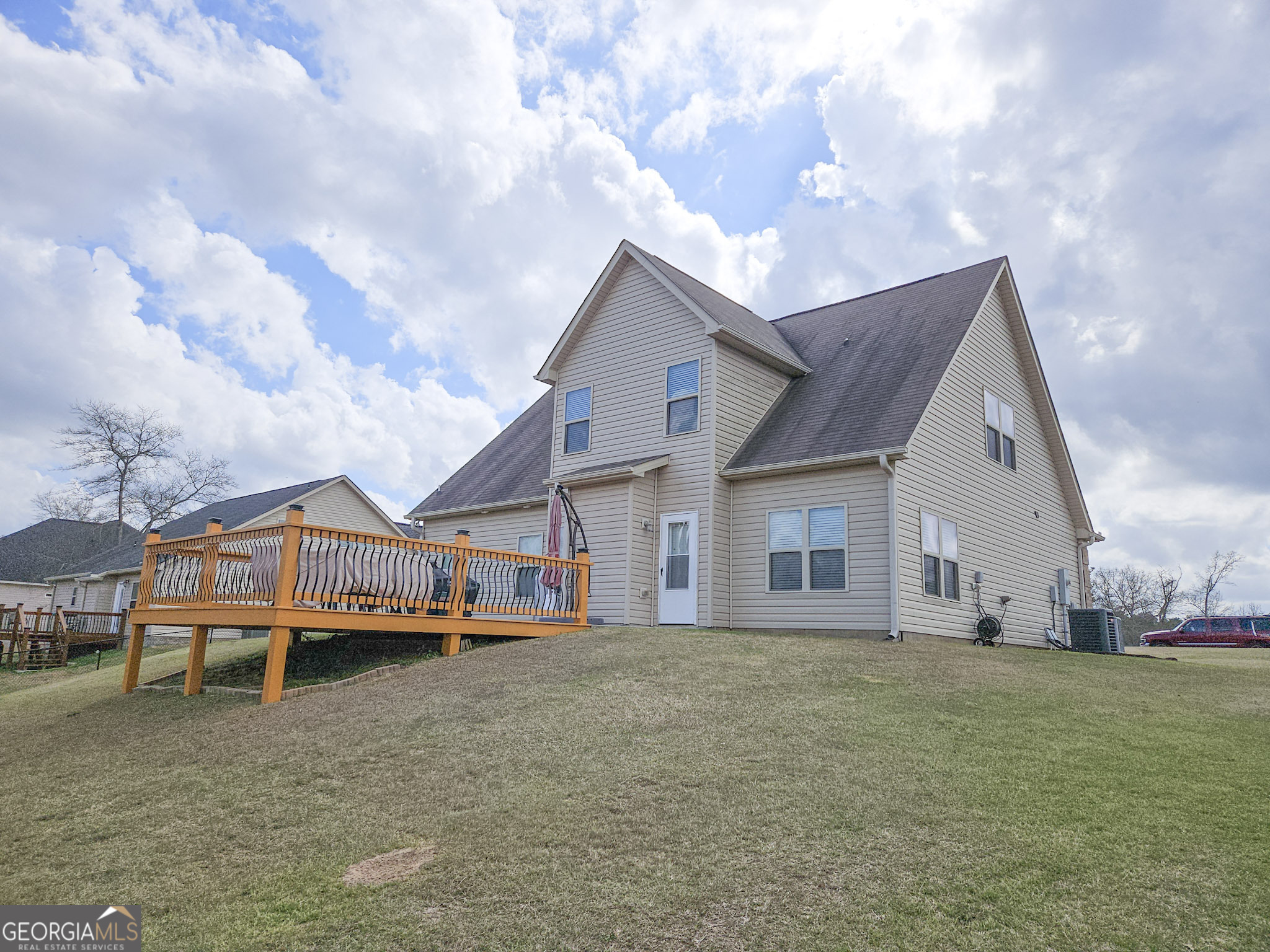 140 Chapman Ridge RD