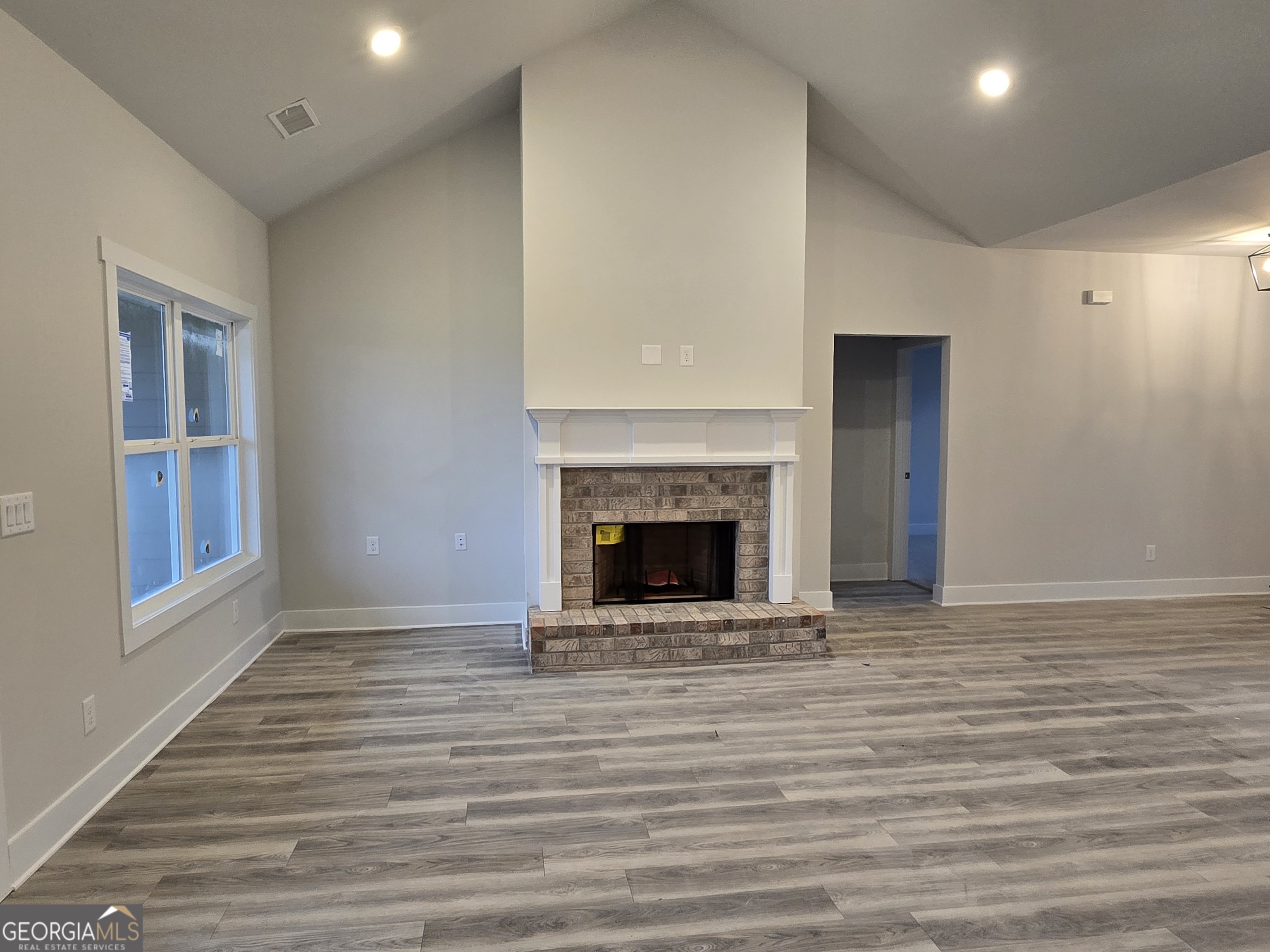 1040 Madison Hills DR 1