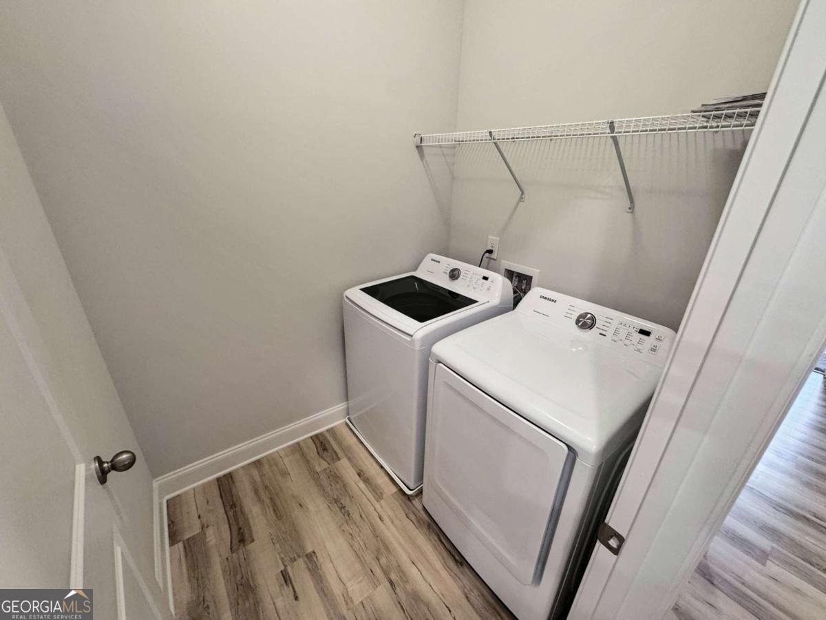 Village/ Town Lake & II - Residential Lease