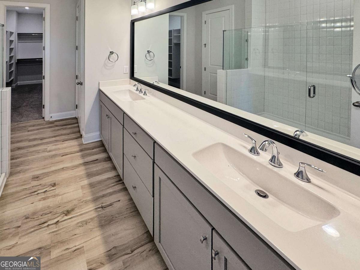 Village/ Town Lake & II - Residential Lease