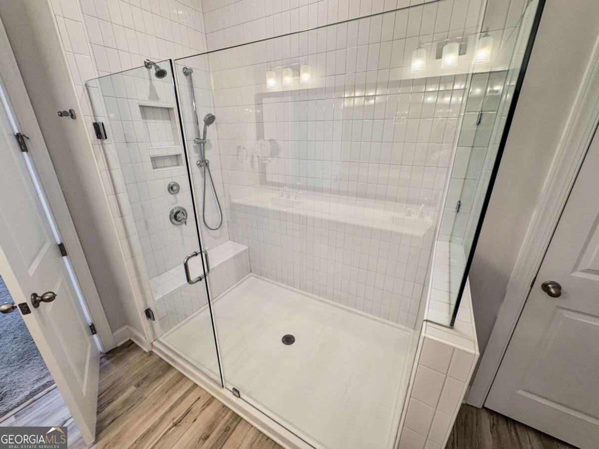 Village/ Town Lake & II - Residential Lease