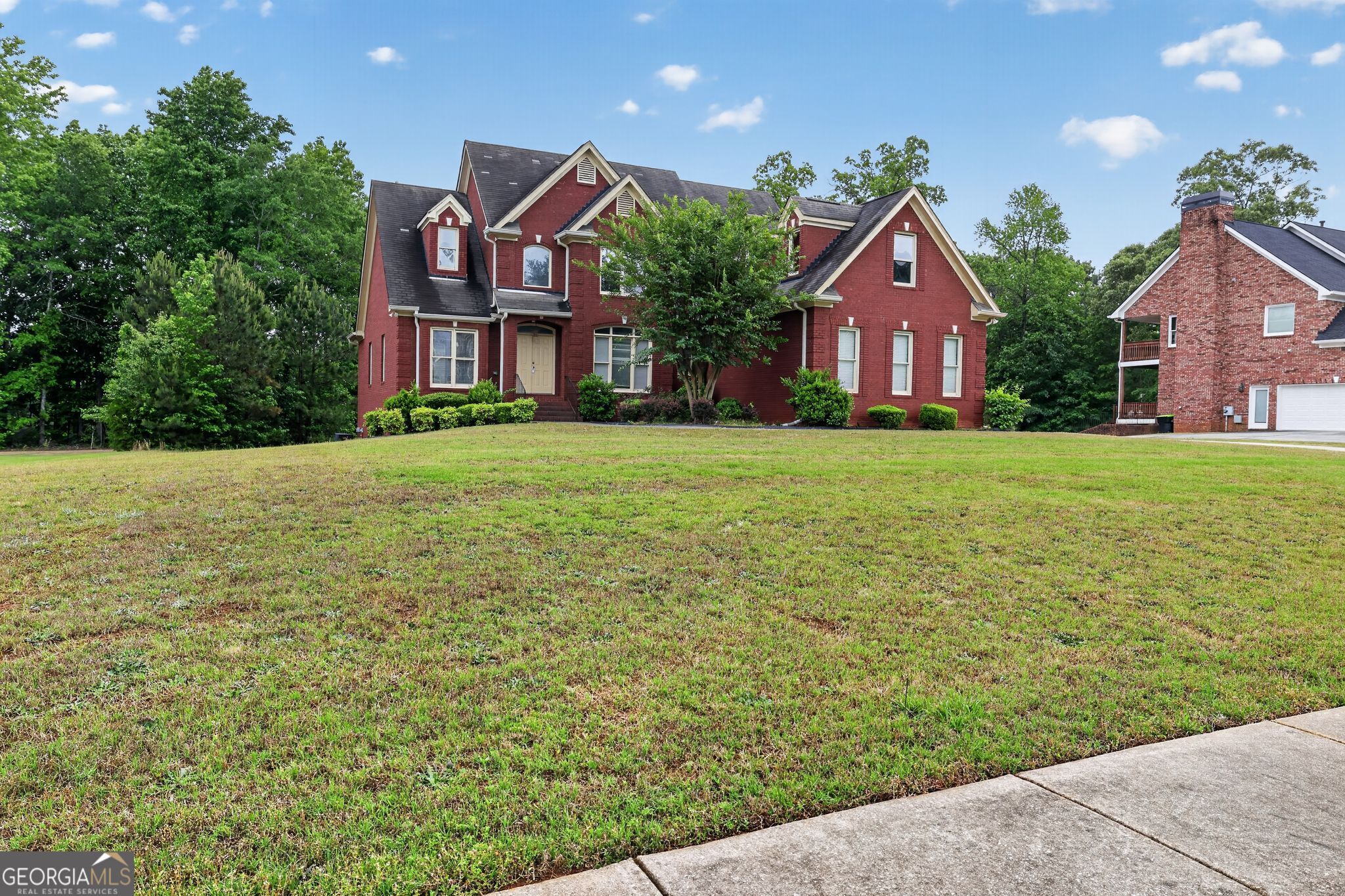 148 Chapel Ridge DR