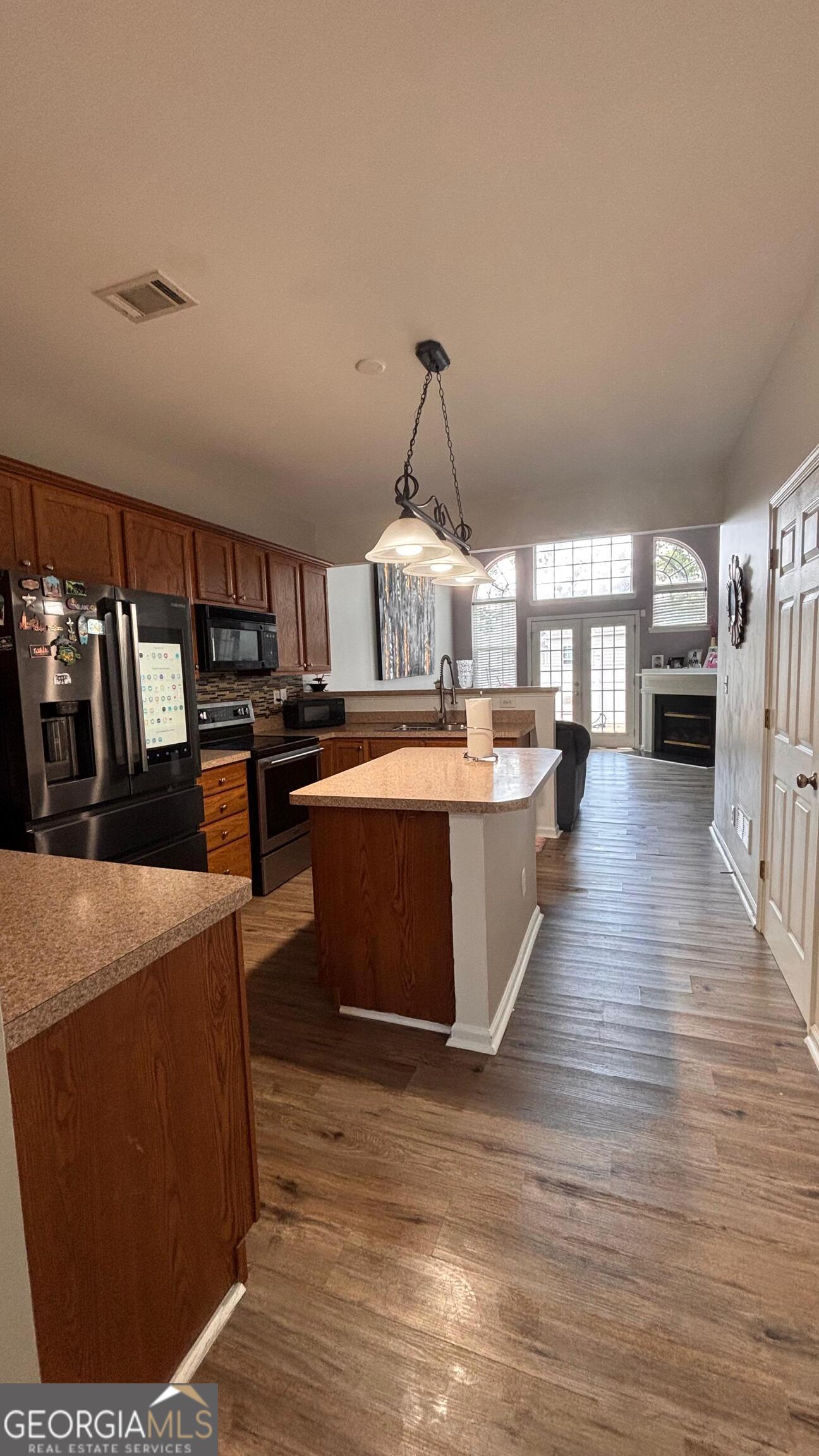 439549119 Homes for Sale