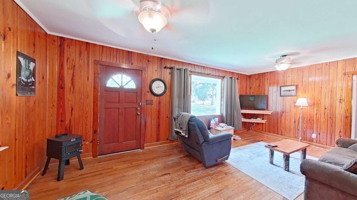 346 Twin Acres DR