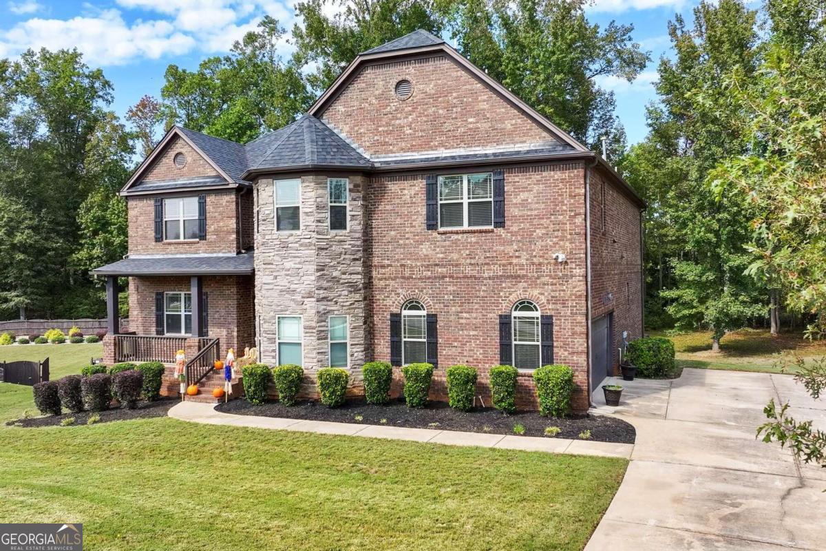 2214 Golden Eagle DR