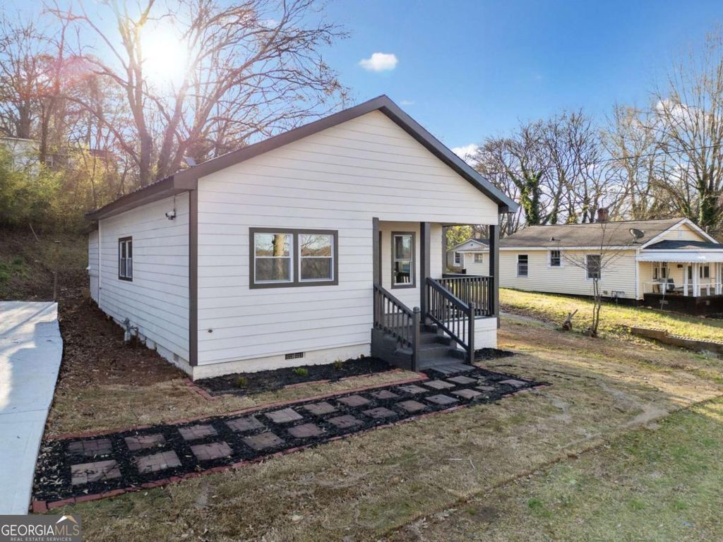 Photo of 125 Roosevelt Street, Cartersville, GA 30120 (MLS # 10616683)