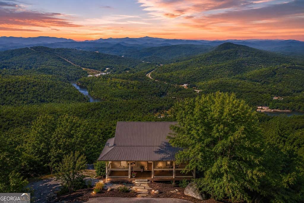Photo of 312 Tallulah View, Tallulah Falls, GA 30573 (MLS # 10828313)