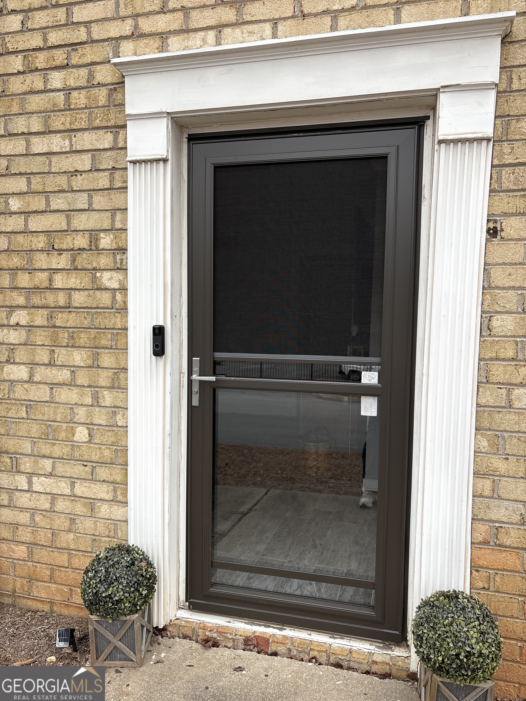 280 Winding River RD E E