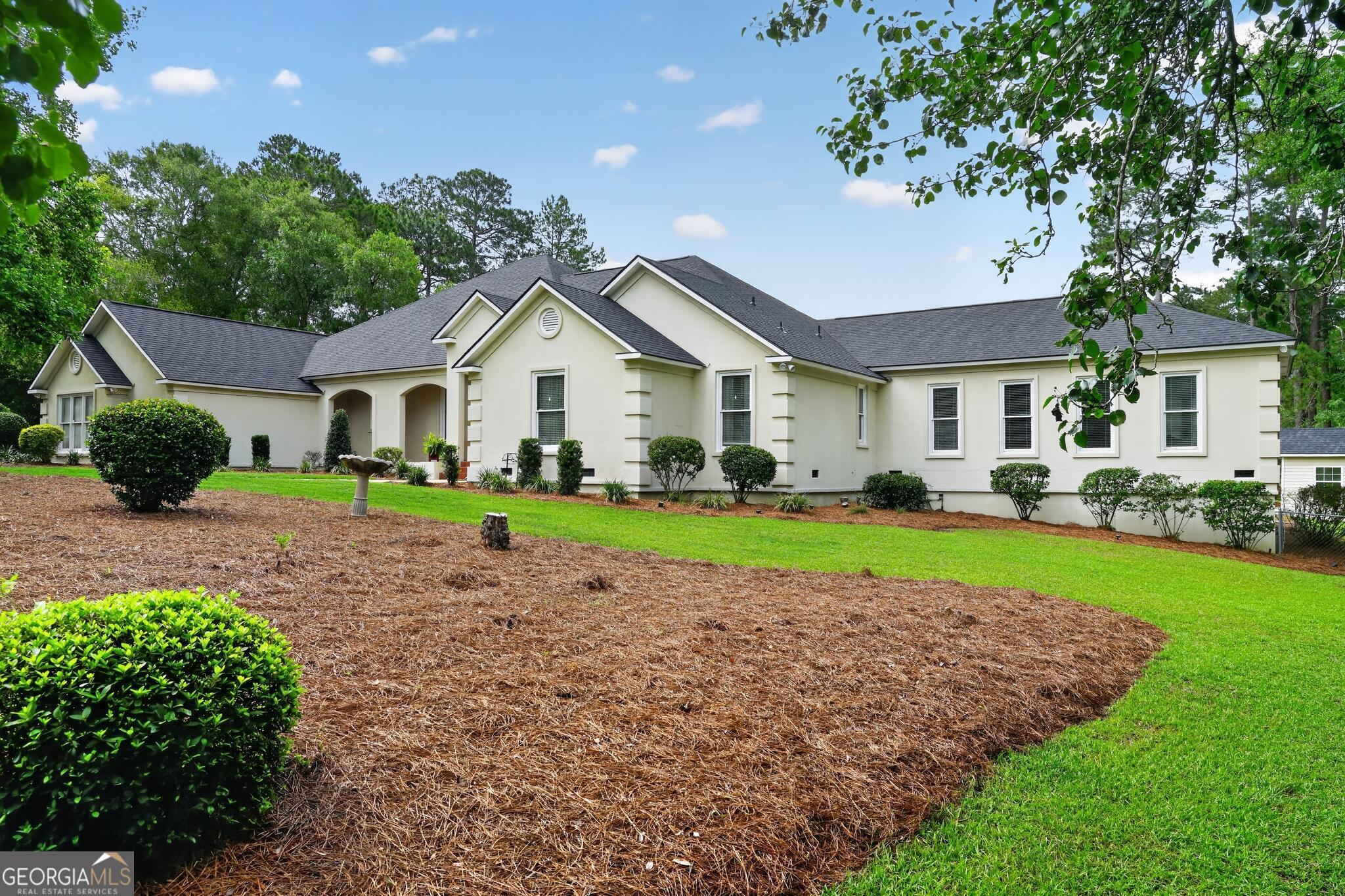 7 Lakeview CV