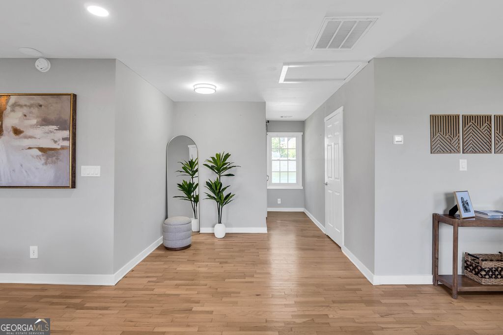 Photo of 3910 CLAIRMONT Road, Atlanta, GA 30341 (MLS # 10672217)