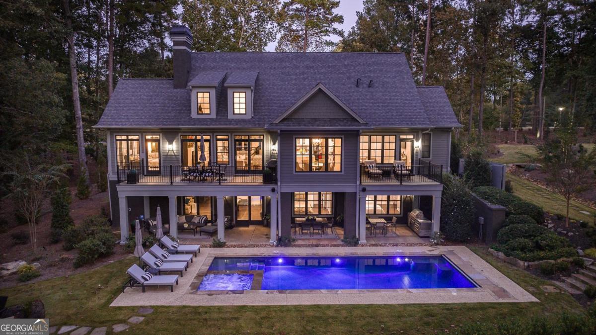 1000 Davison DR
