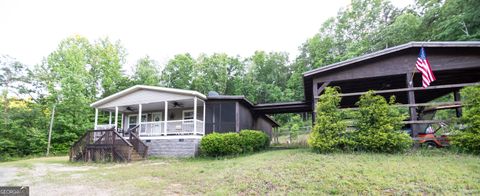 A home in Toccoa