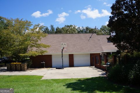 A home in Ellabell