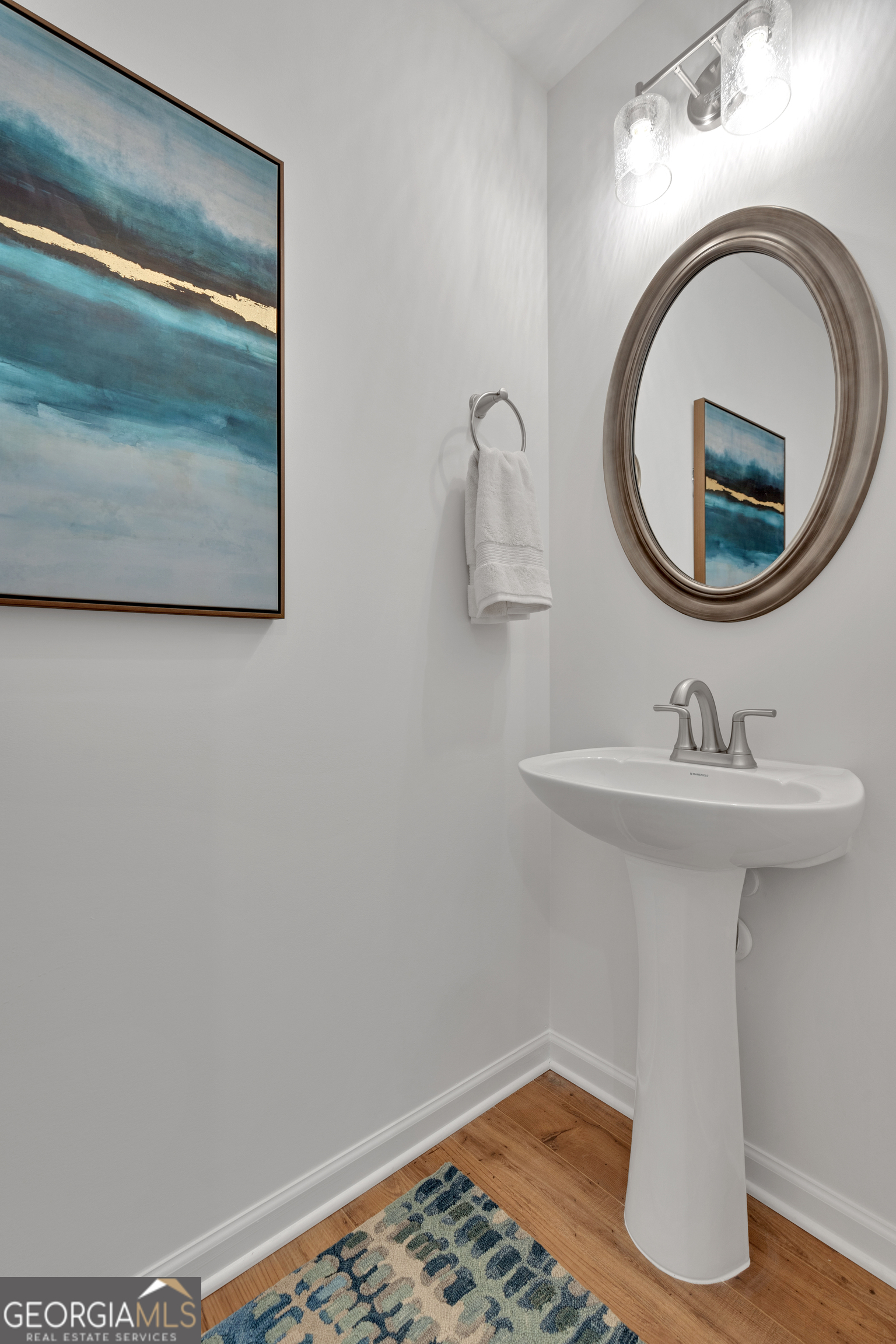 109 Village Green DR