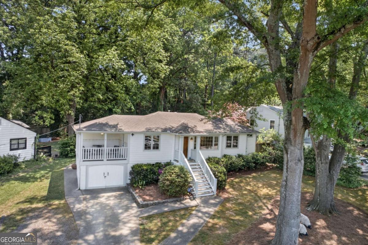 1085 Briar Vista TER NE