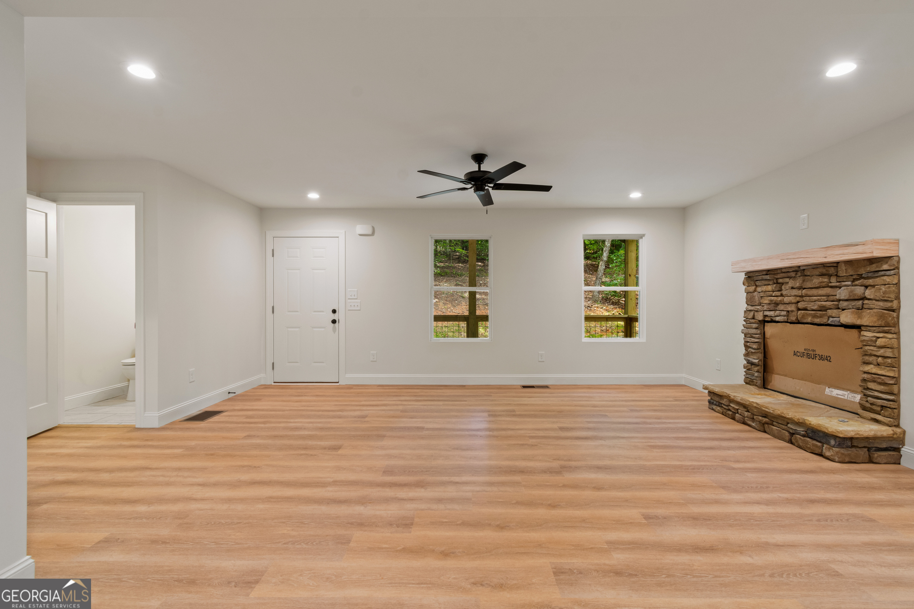 412 Fireside Ridge DR