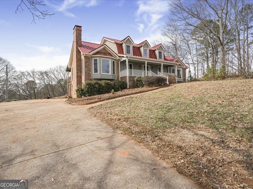 652 McCready DR