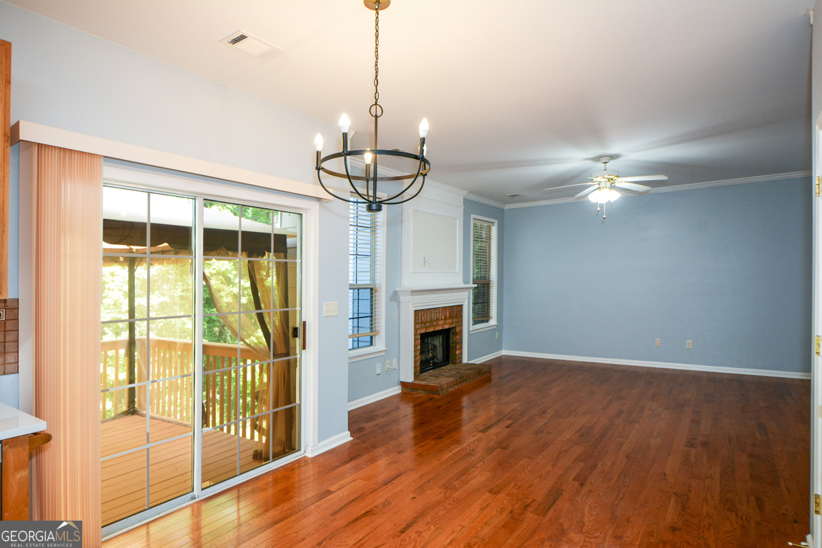 1942 Ashwood Grove DR