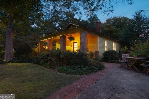 Photo of 1379 Metropolitan Avenue SE, Atlanta, GA 30316 (MLS # 10869746)