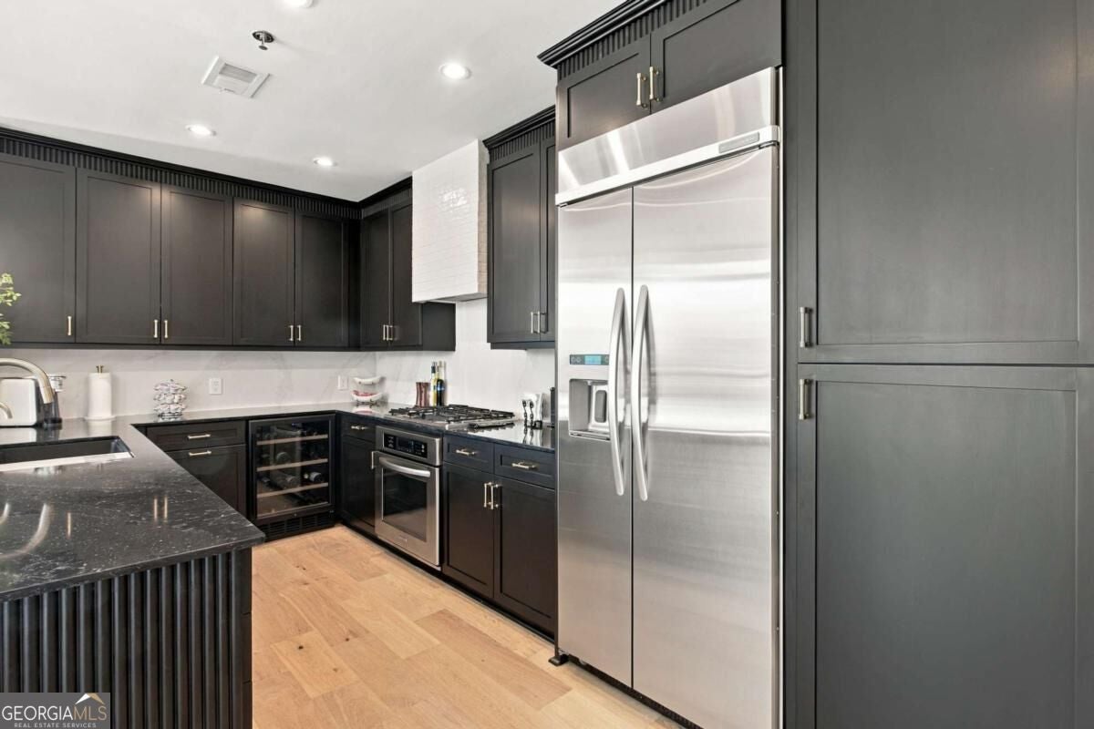 270 17th ST NW 901
