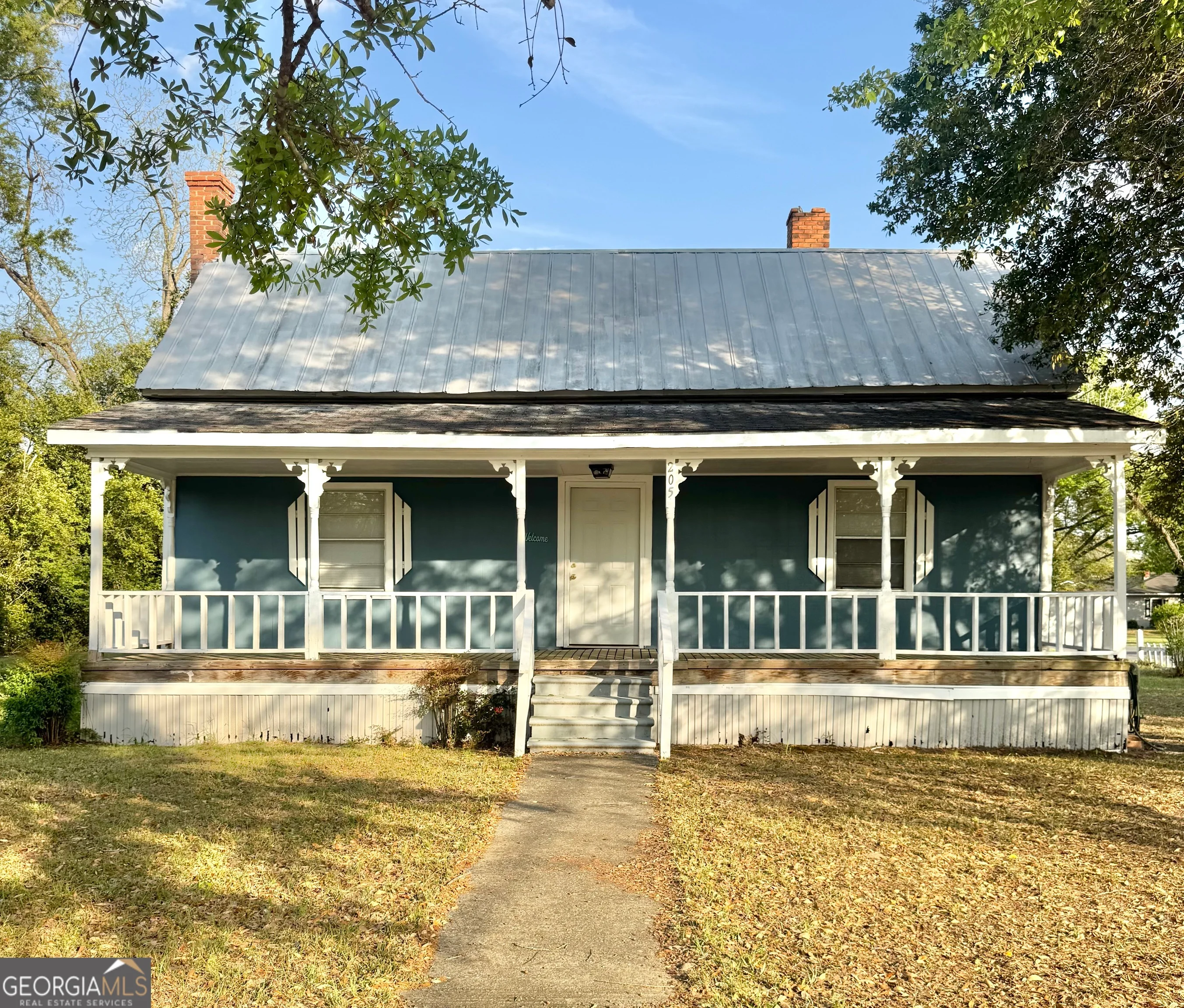 205 E Brumby Avenue