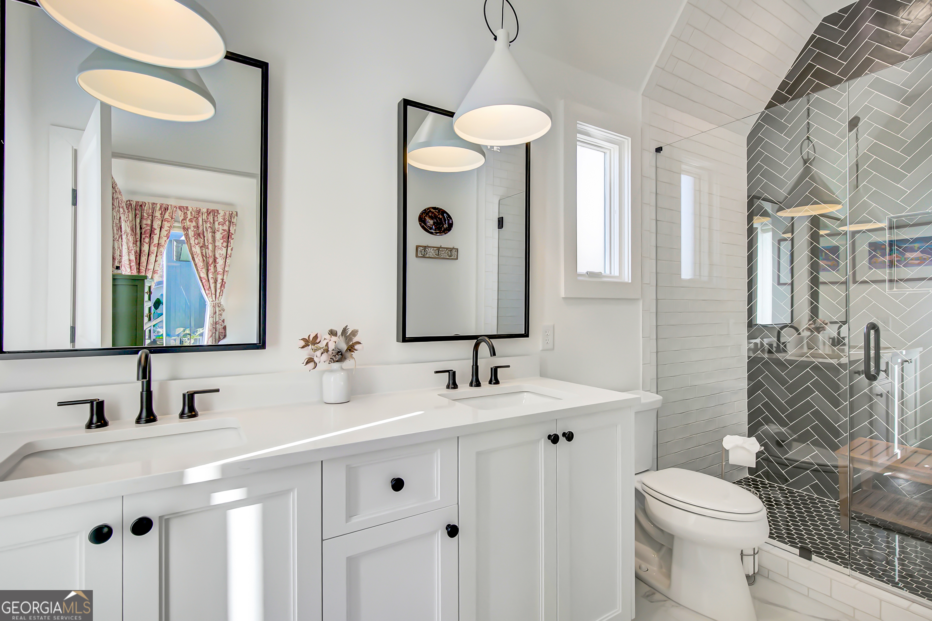 Fayetteville, Georgia 30214, United States, 2 Bedrooms Bedrooms, ,3 BathroomsBathrooms,Residential,Active,246241