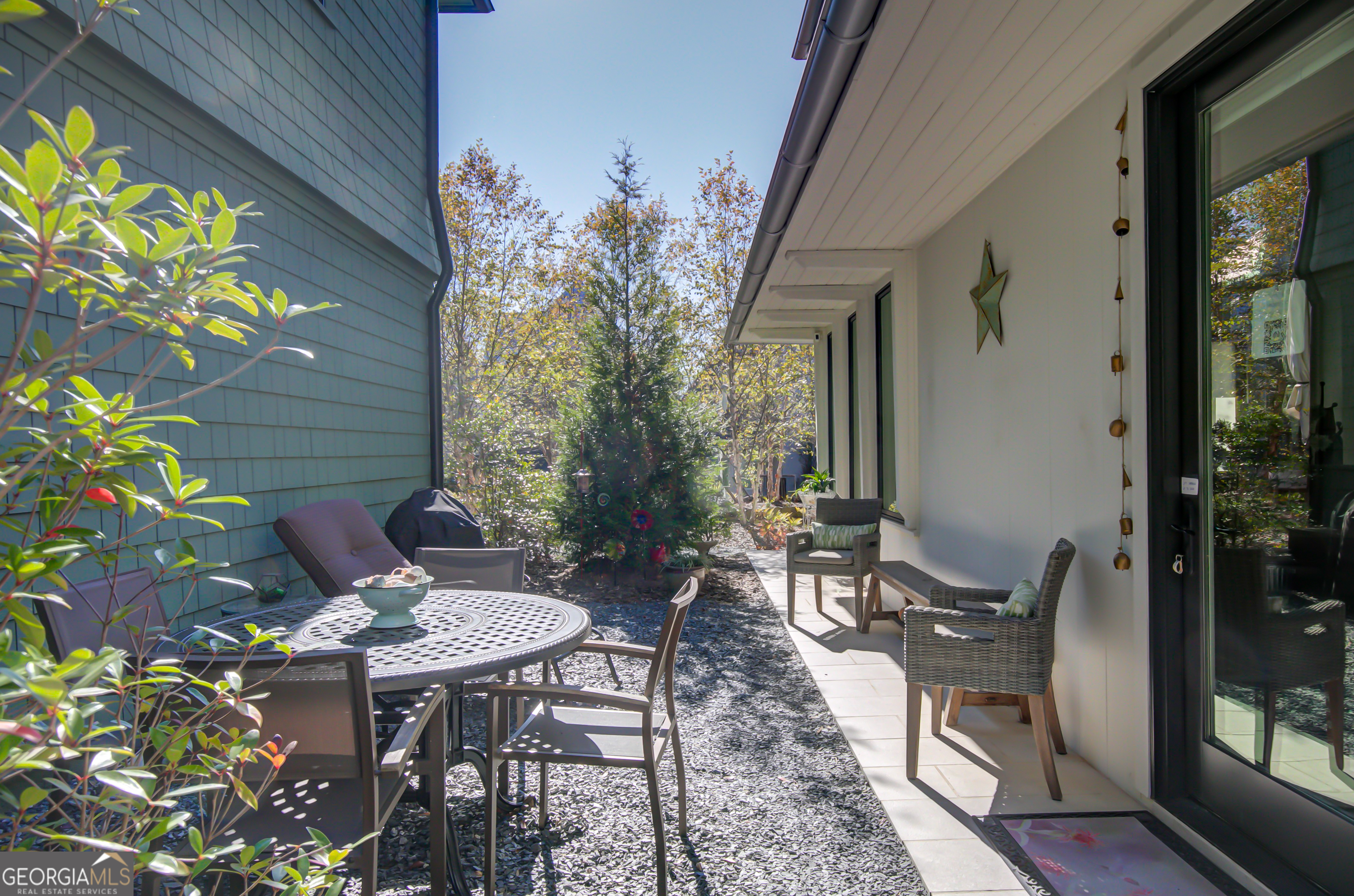 Fayetteville, Georgia 30214, United States, 2 Bedrooms Bedrooms, ,3 BathroomsBathrooms,Residential,Active,246241