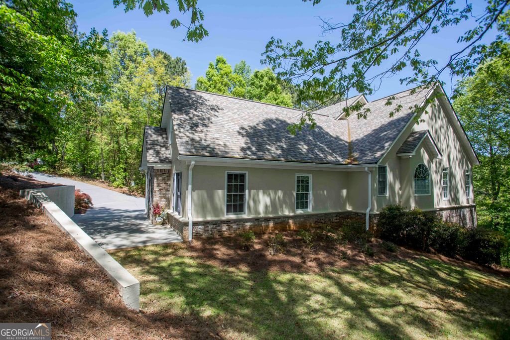 Photo of 31 Rocky Circle NE, White, GA 30184 (MLS # 10734153)