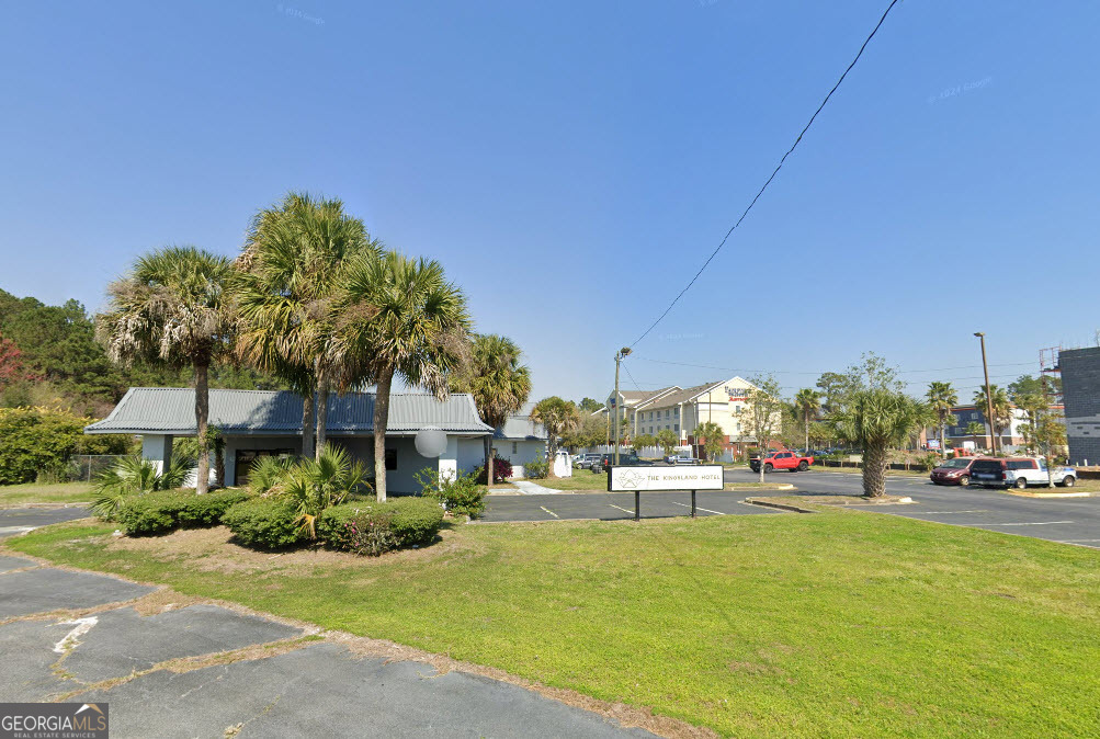 1311 Ga Highway 40 E