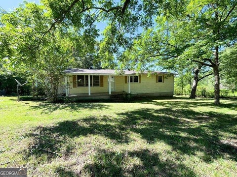 Photo of 4401 Crystal Lake Drive, Macon, GA 31217 (MLS # 10770031)