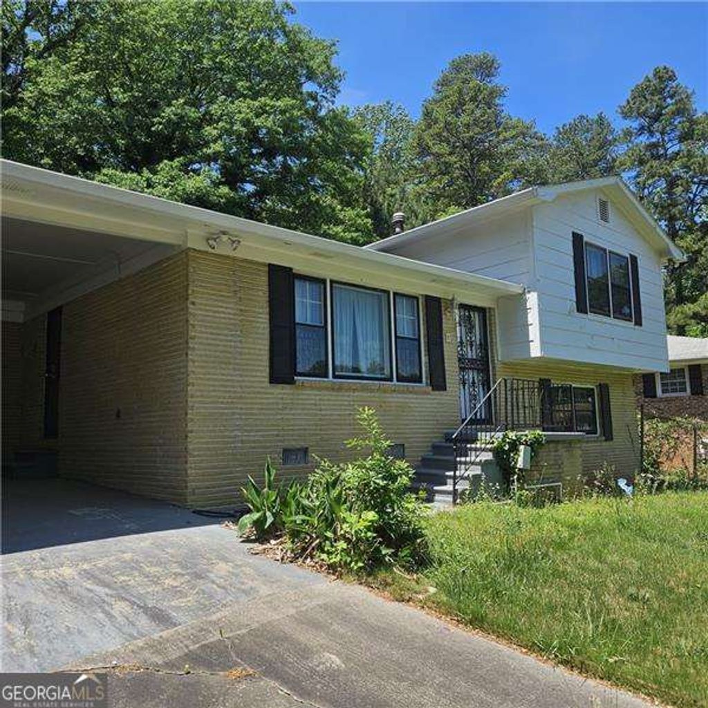 Photo of 3776 Rockport Place SW, Atlanta, GA 30331 (MLS # 10754081)