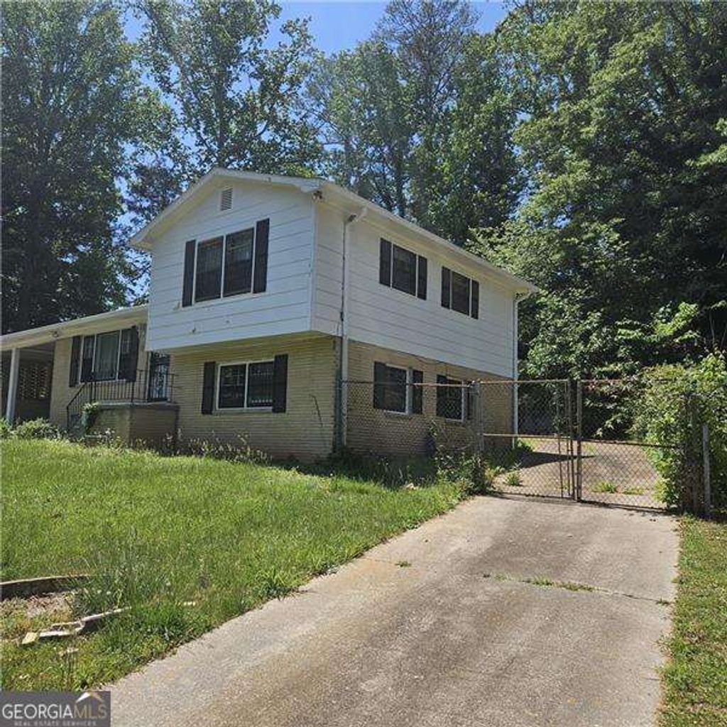 Photo of 3776 Rockport Place SW, Atlanta, GA 30331 (MLS # 10754081)
