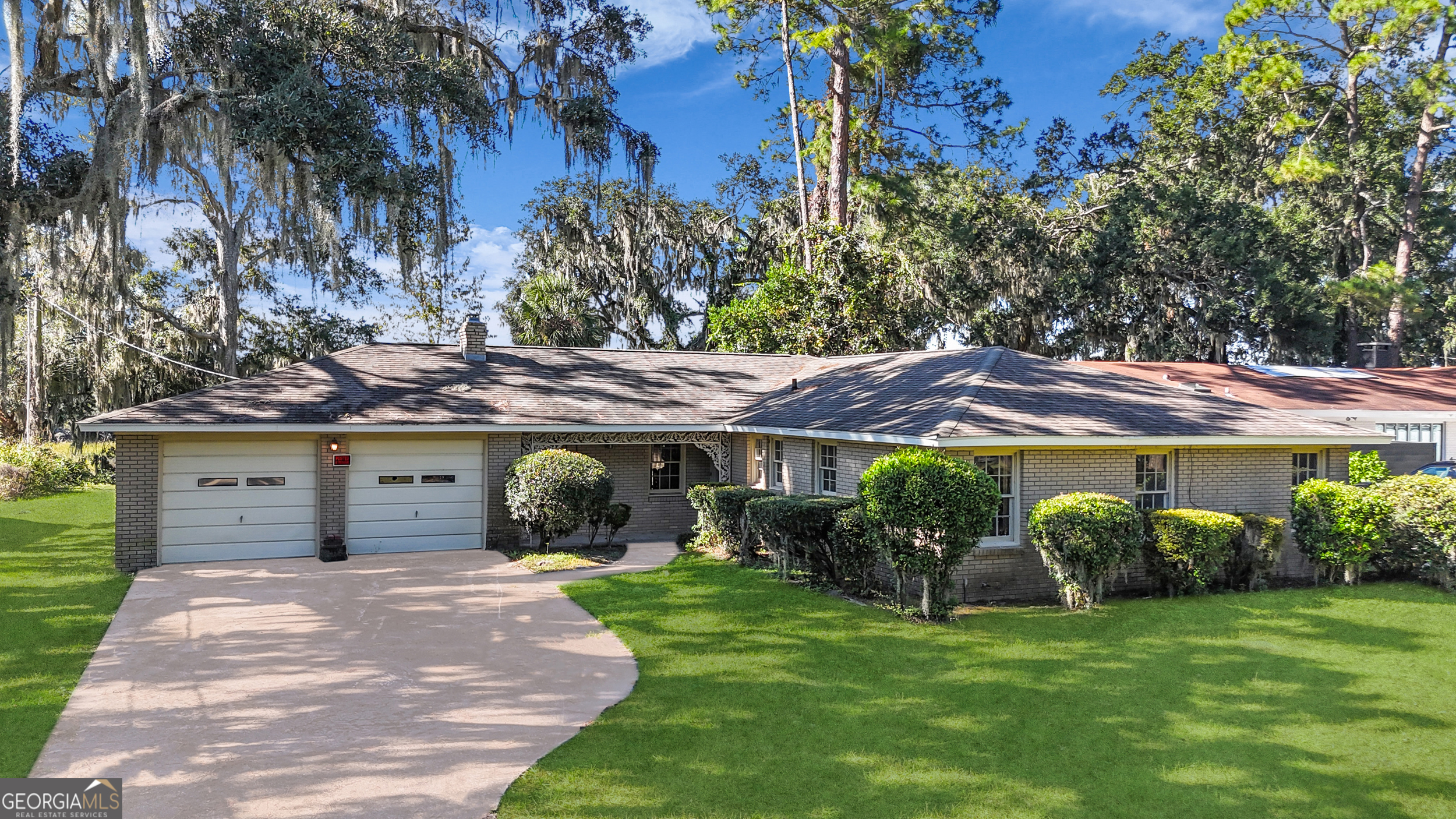 9121 Garland DR